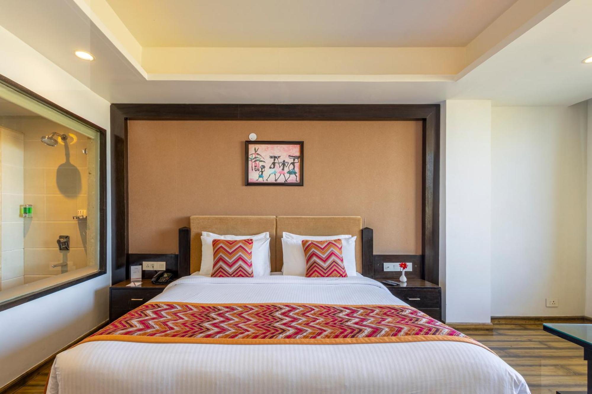 Sterling Kufri Hotel Екстериор снимка